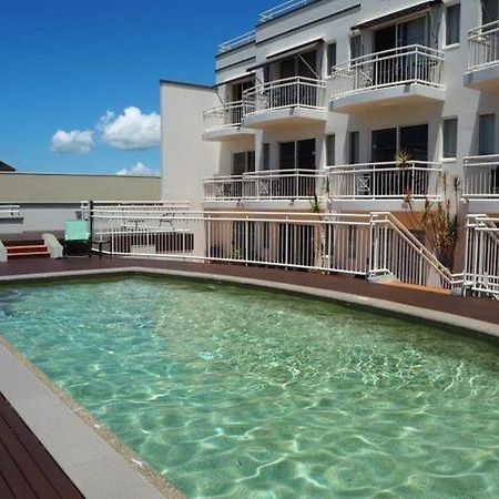Il Centro Apartment Hotel Кернс Екстериор снимка