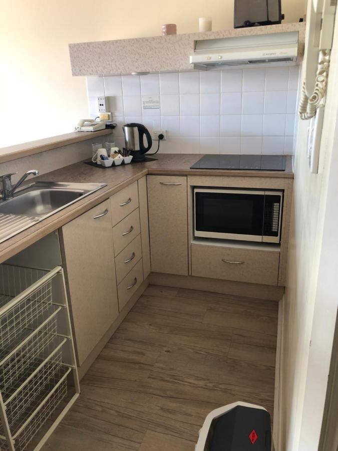 Il Centro Apartment Hotel Кернс Екстериор снимка